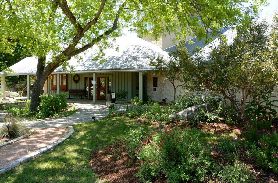 Riverside Nature Center, United States